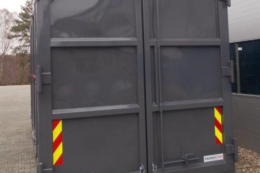 ch-sideapningscontainer-med-t1-hydraulisk-takbak